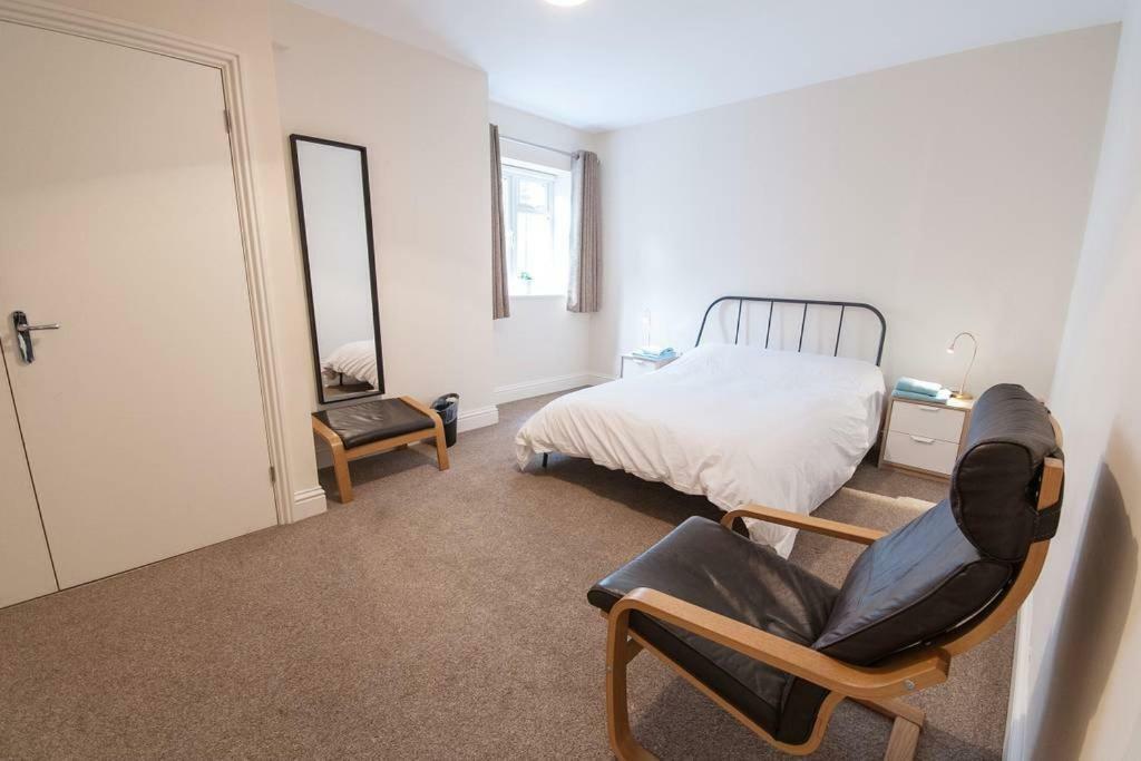 The Broadmead Forest - Spacious City Centre 3Bdr Apartment Bristol Eksteriør billede