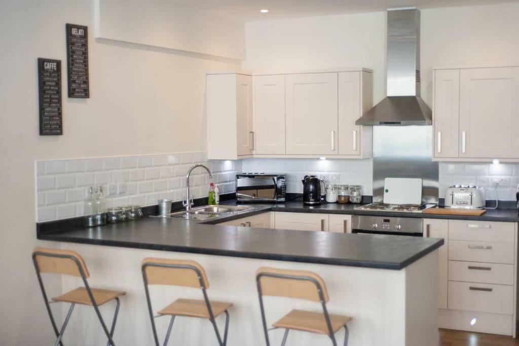 The Broadmead Forest - Spacious City Centre 3Bdr Apartment Bristol Eksteriør billede