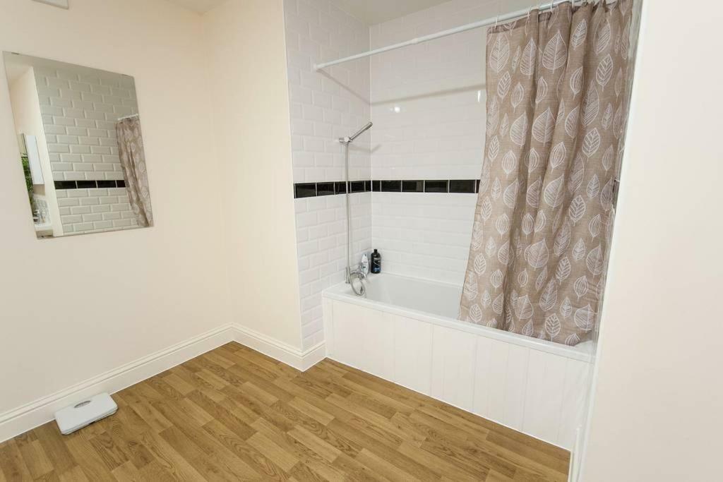 The Broadmead Forest - Spacious City Centre 3Bdr Apartment Bristol Eksteriør billede